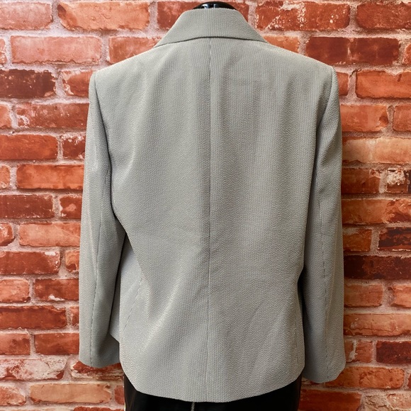 🐠Evan Picone seersucker suit jacket - Picture 8 of 11